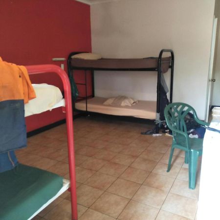 Hostel Palm Court Backpackers Katherine Exteriér fotografie