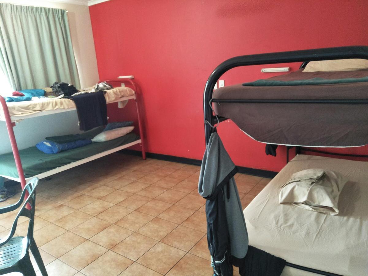 Hostel Palm Court Backpackers Katherine Exteriér fotografie