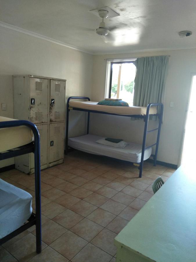 Hostel Palm Court Backpackers Katherine Exteriér fotografie