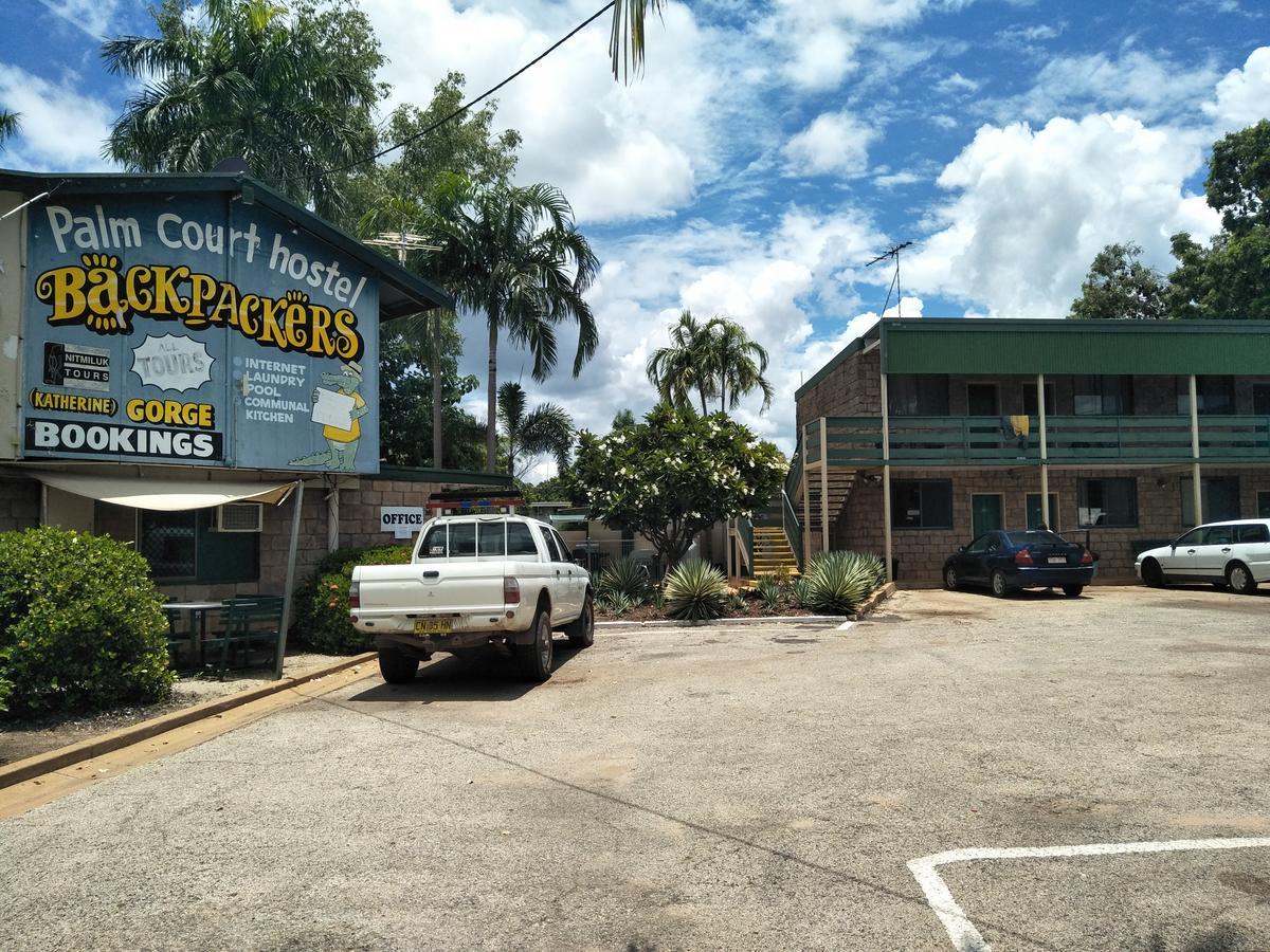 Hostel Palm Court Backpackers Katherine Exteriér fotografie