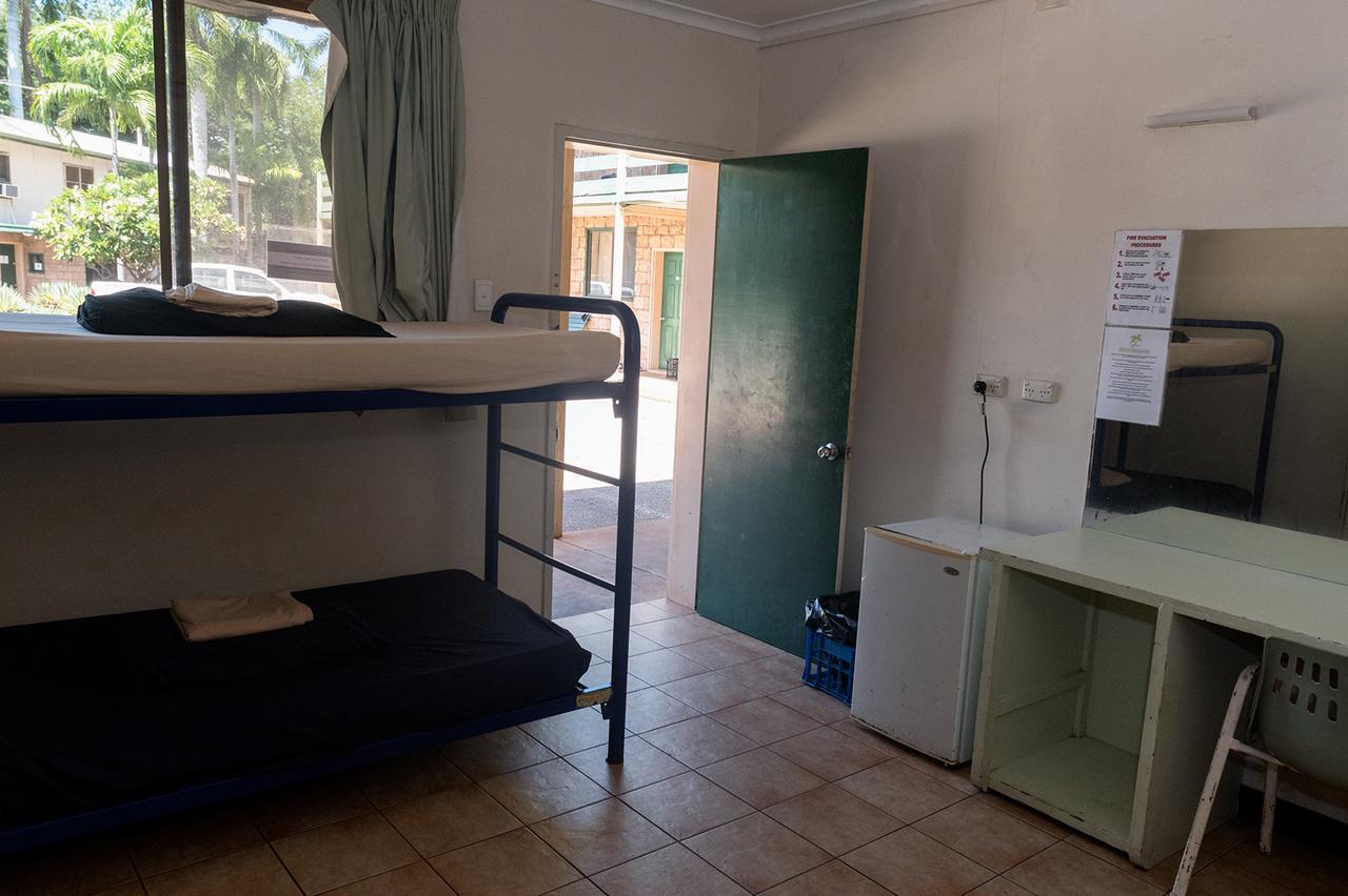 Hostel Palm Court Backpackers Katherine Exteriér fotografie